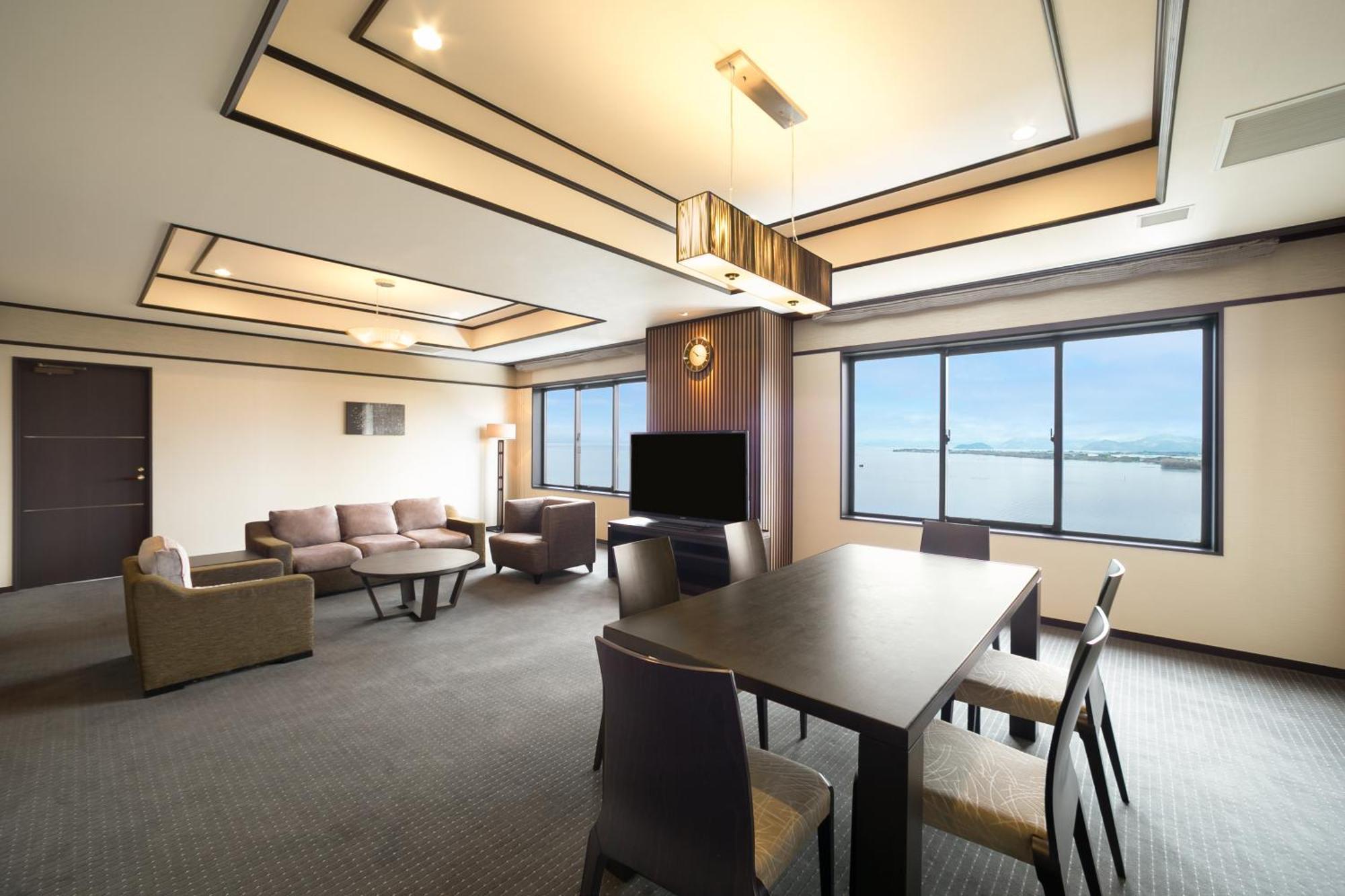 Grand Mercure Lake Biwa Resort & Spa ناغاهاما المظهر الخارجي الصورة